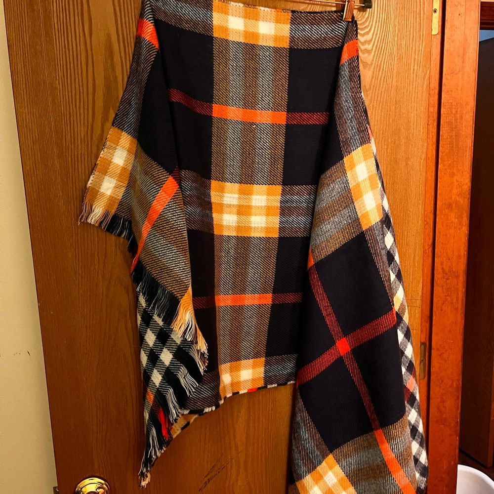 Scarf/wrap G&L - Picture 3 of 3